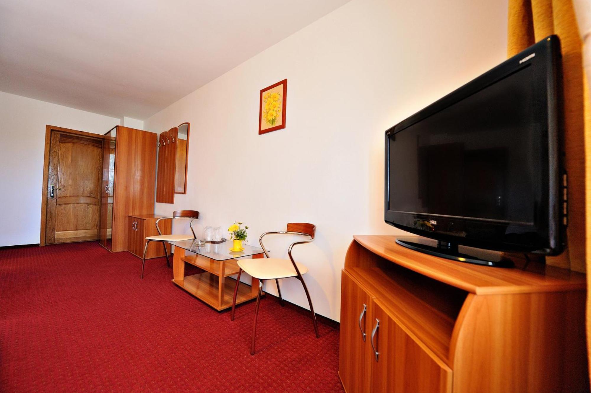 Motel Confort Floresti  Εξωτερικό φωτογραφία