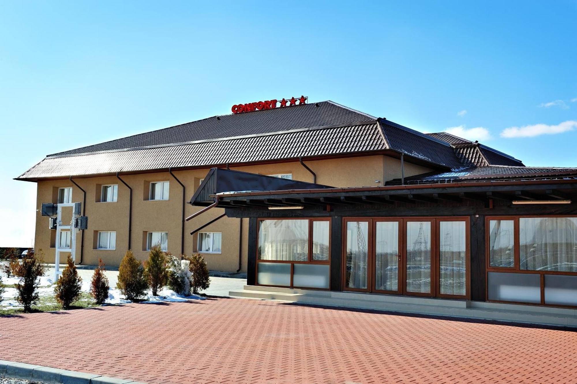 Motel Confort Floresti  Εξωτερικό φωτογραφία
